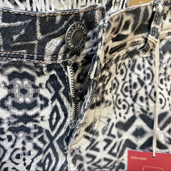 Tribal Studded Low Rise Jean Shorts | 7 - Picture 5 of 8